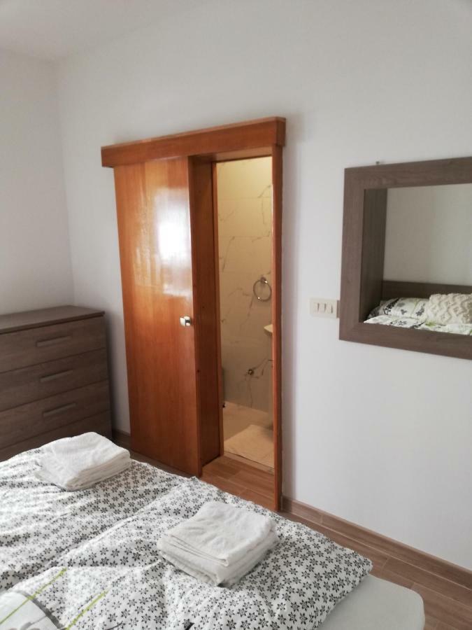 Apartments Villa Ravlic マカルスカ エクステリア 写真